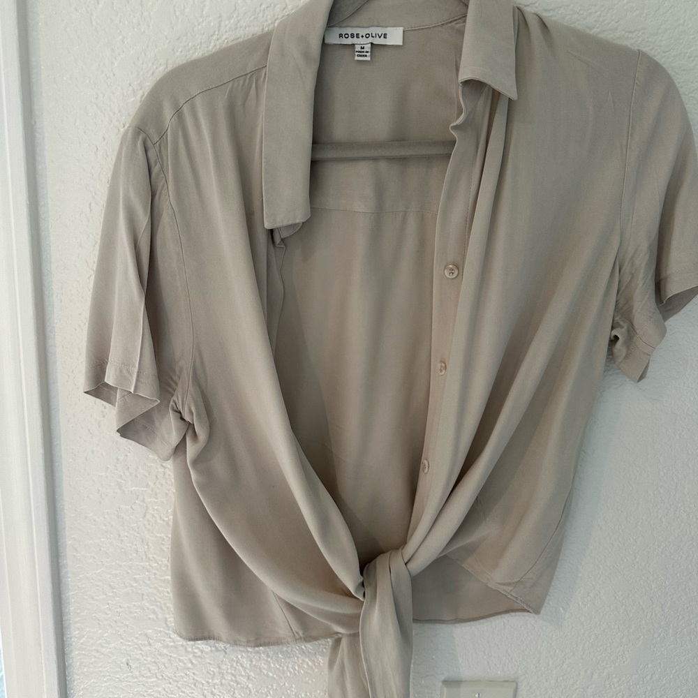 Rose & Olive Women's Tan Tie-Front Top